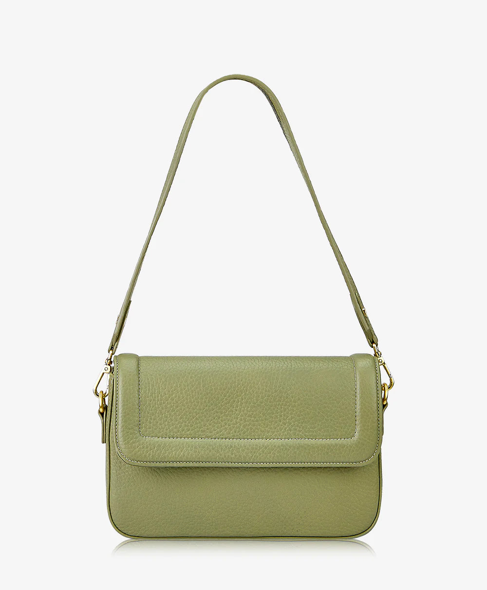 Pebble Leather Magnetic Flap Shoulder Handbag